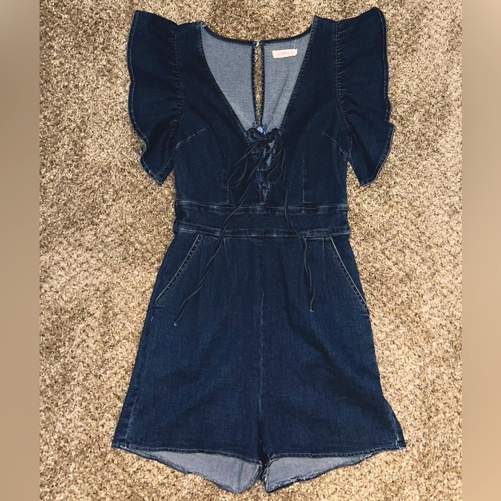 Front tie ,denim romper - size small. Worn once in excellent condition.